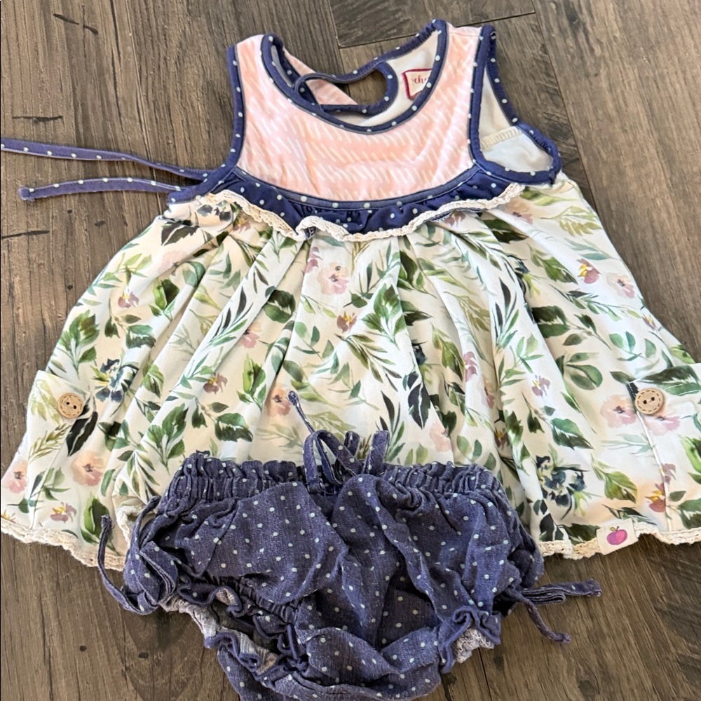 Cheeky Plum Floral outfit